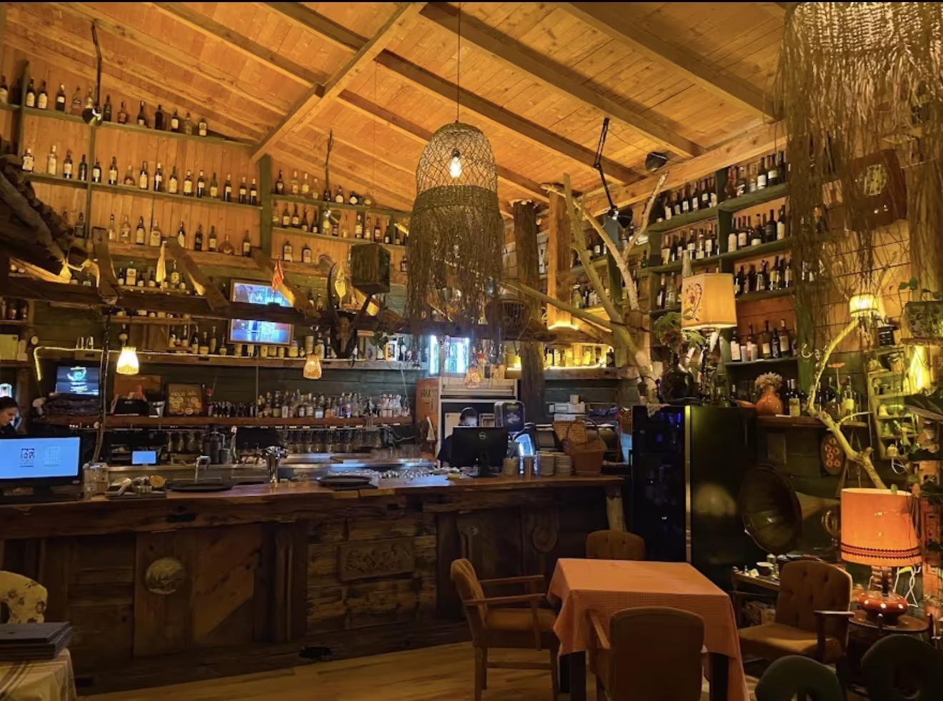Shpija e Vjetër - bar